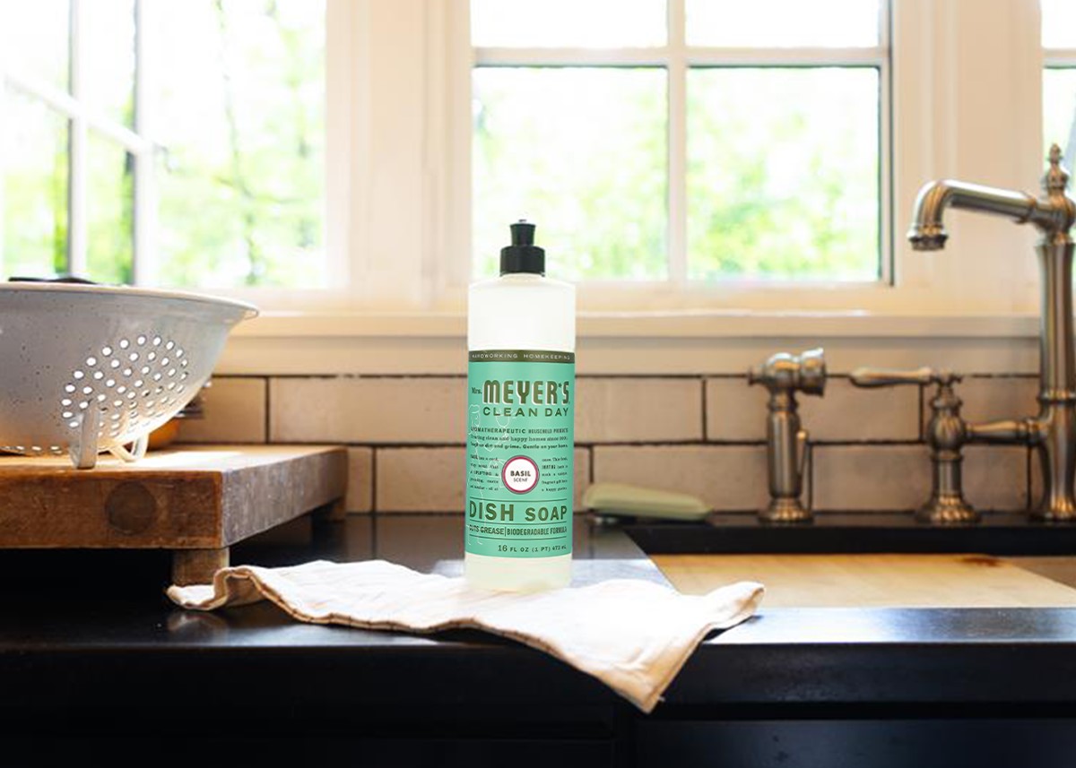 MRS MEYERS background image