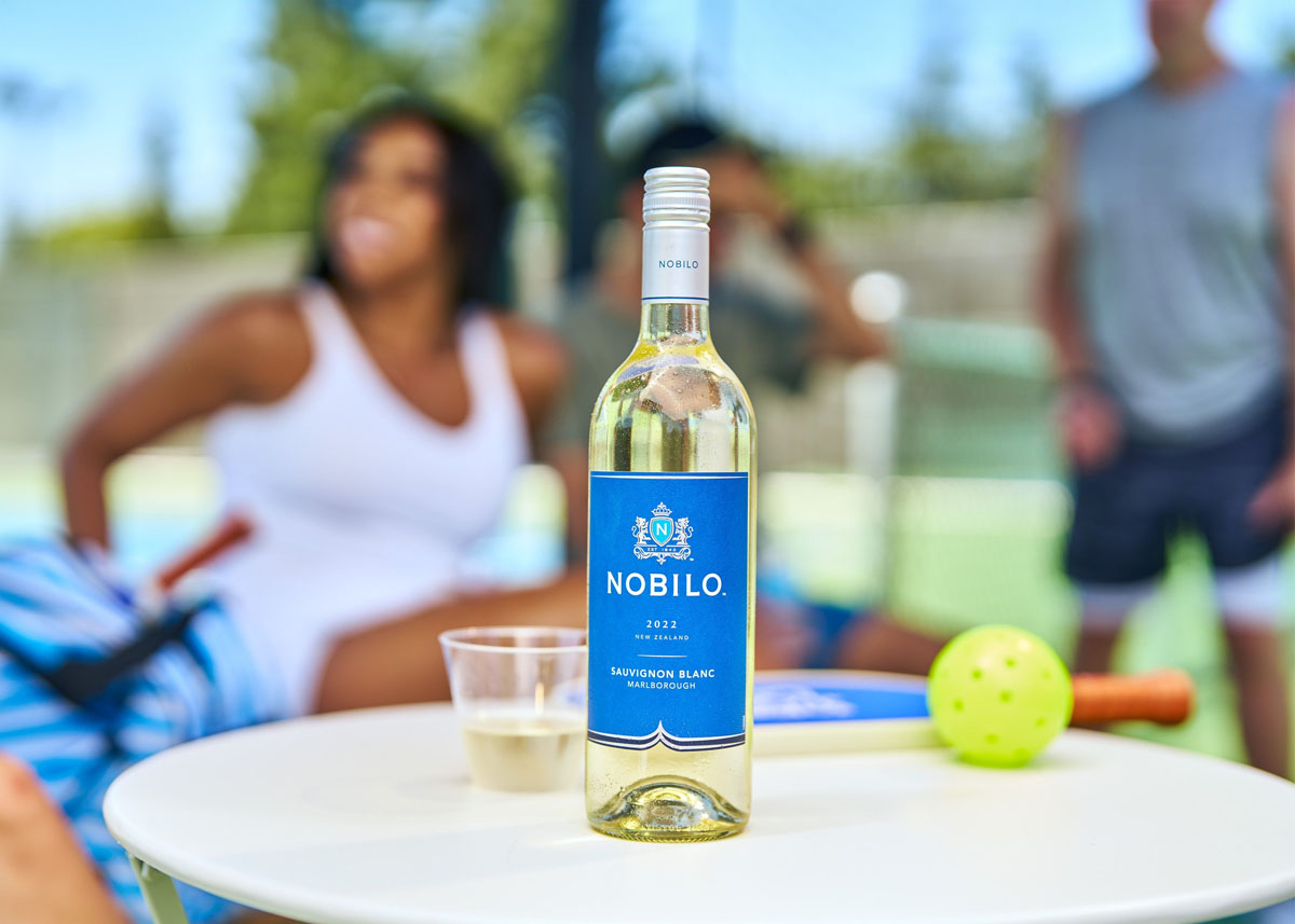 NOBILO background image