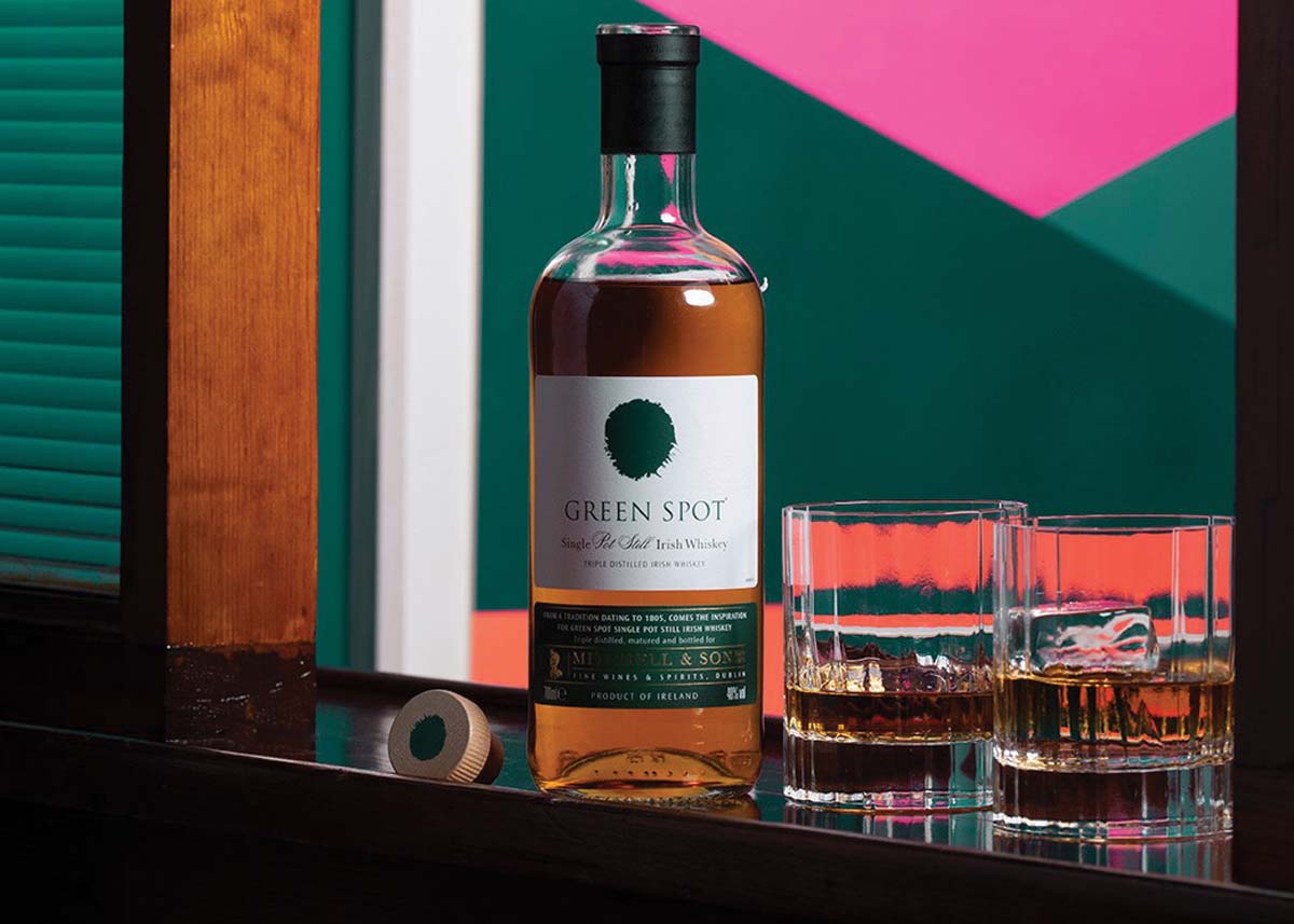Spot Whiskeys background image