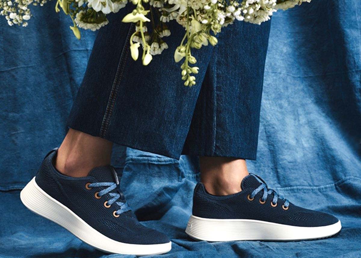 Allbirds background image
