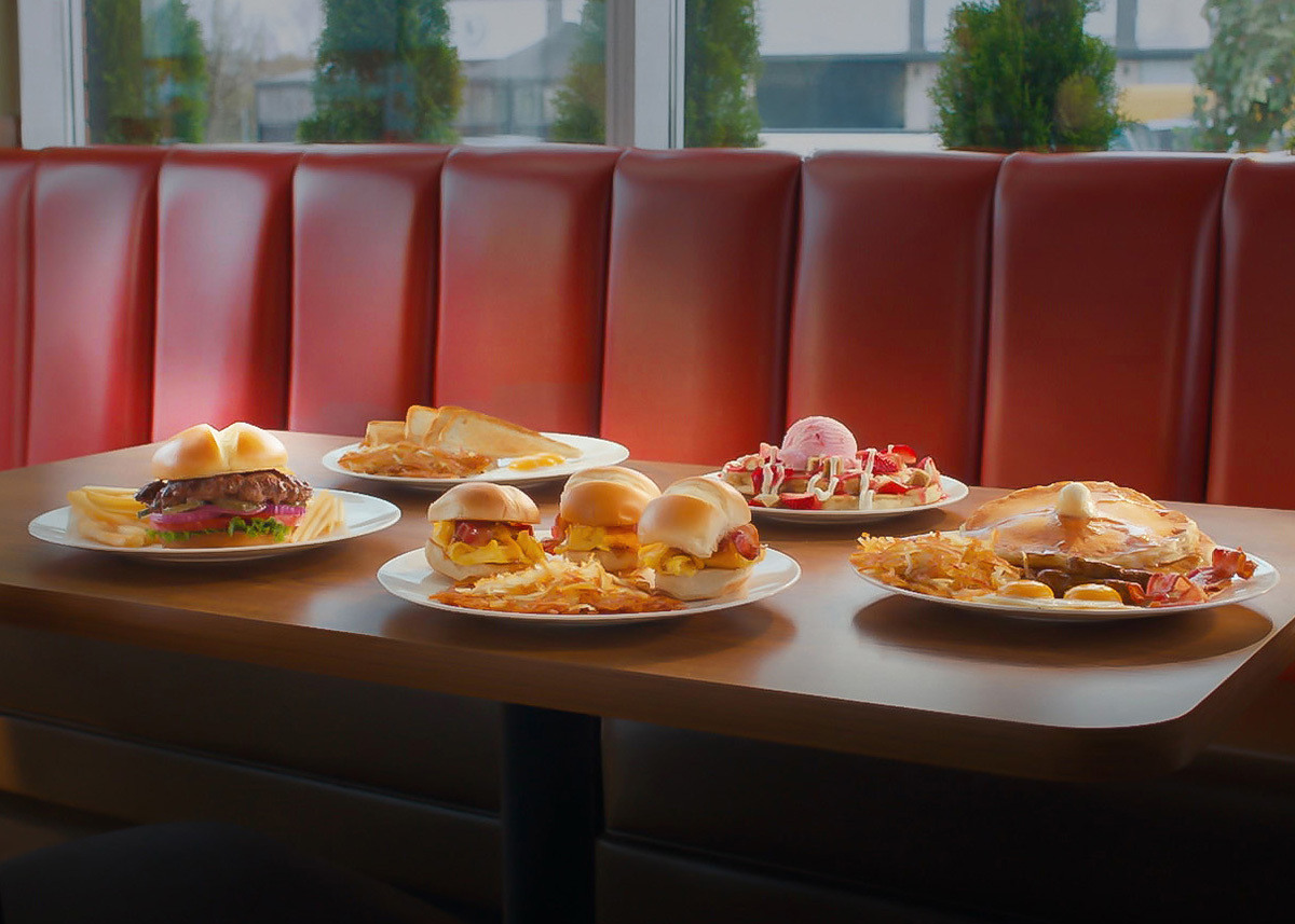 Denny's background image