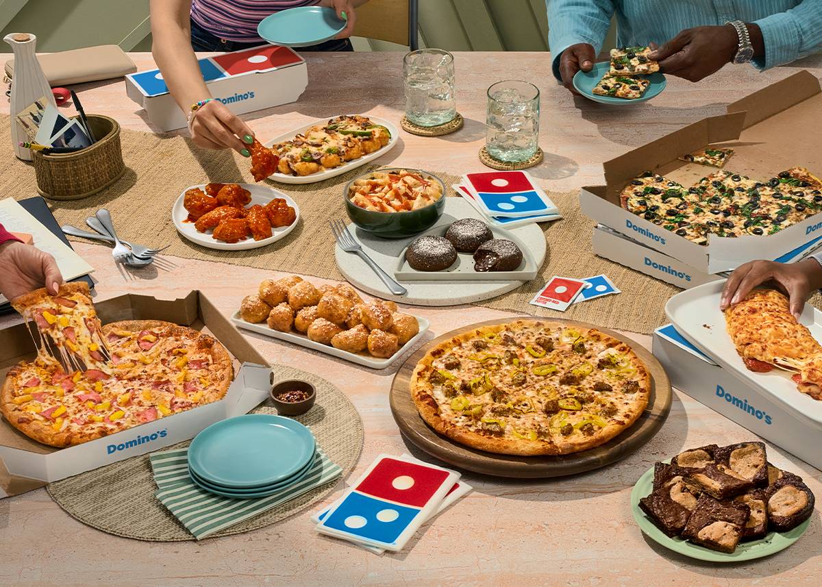 Domino's background image