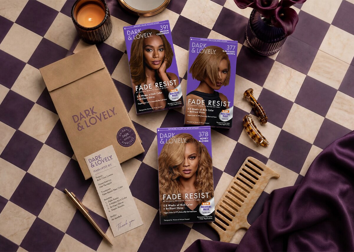Dark & Lovely Hair Color background image