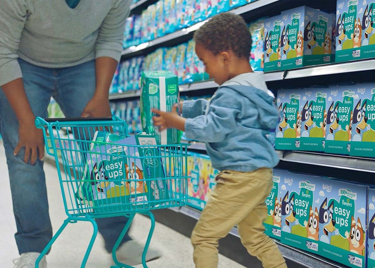 Pampers Easy Ups background image