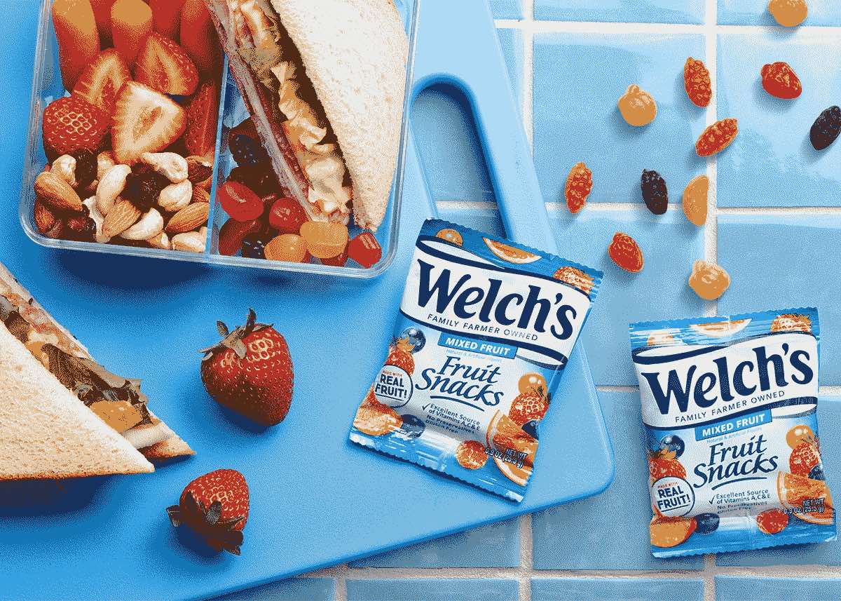 Welch's Fruit Snacks background image