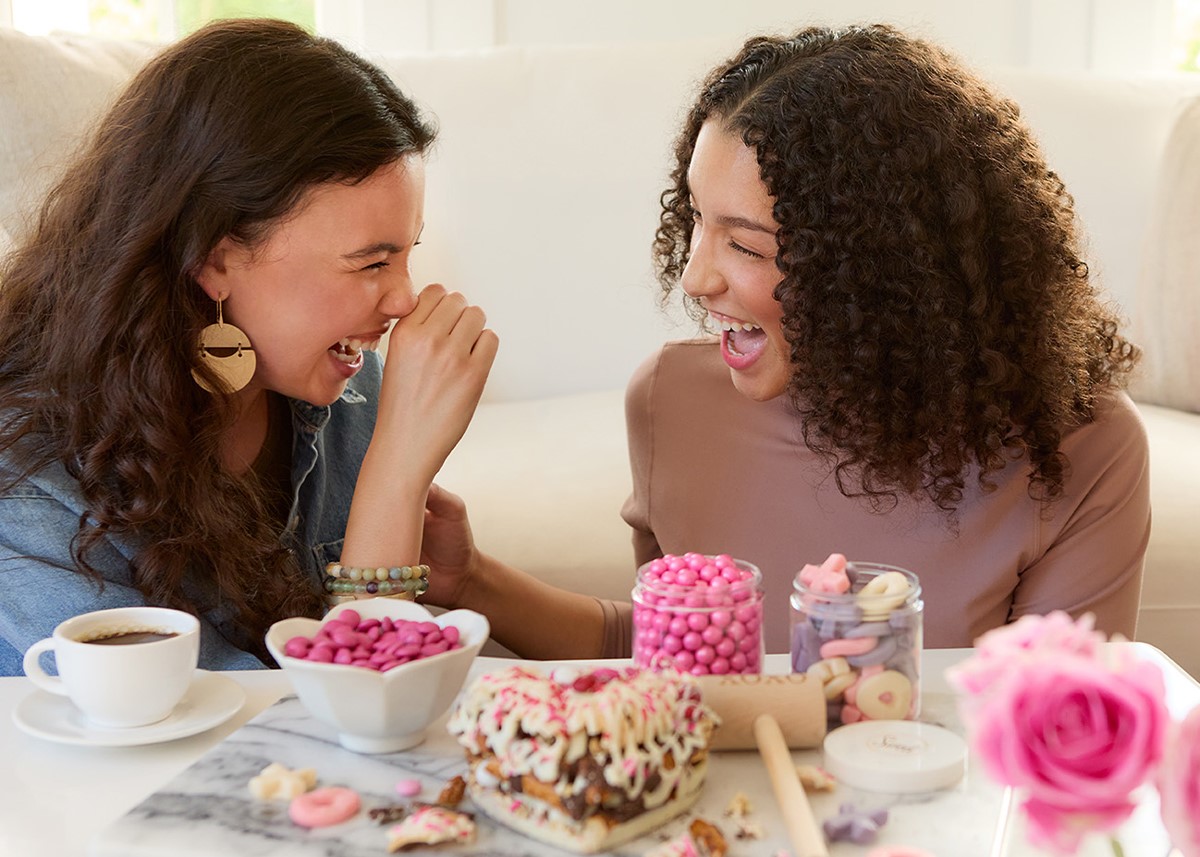 Simply Chocolate background image