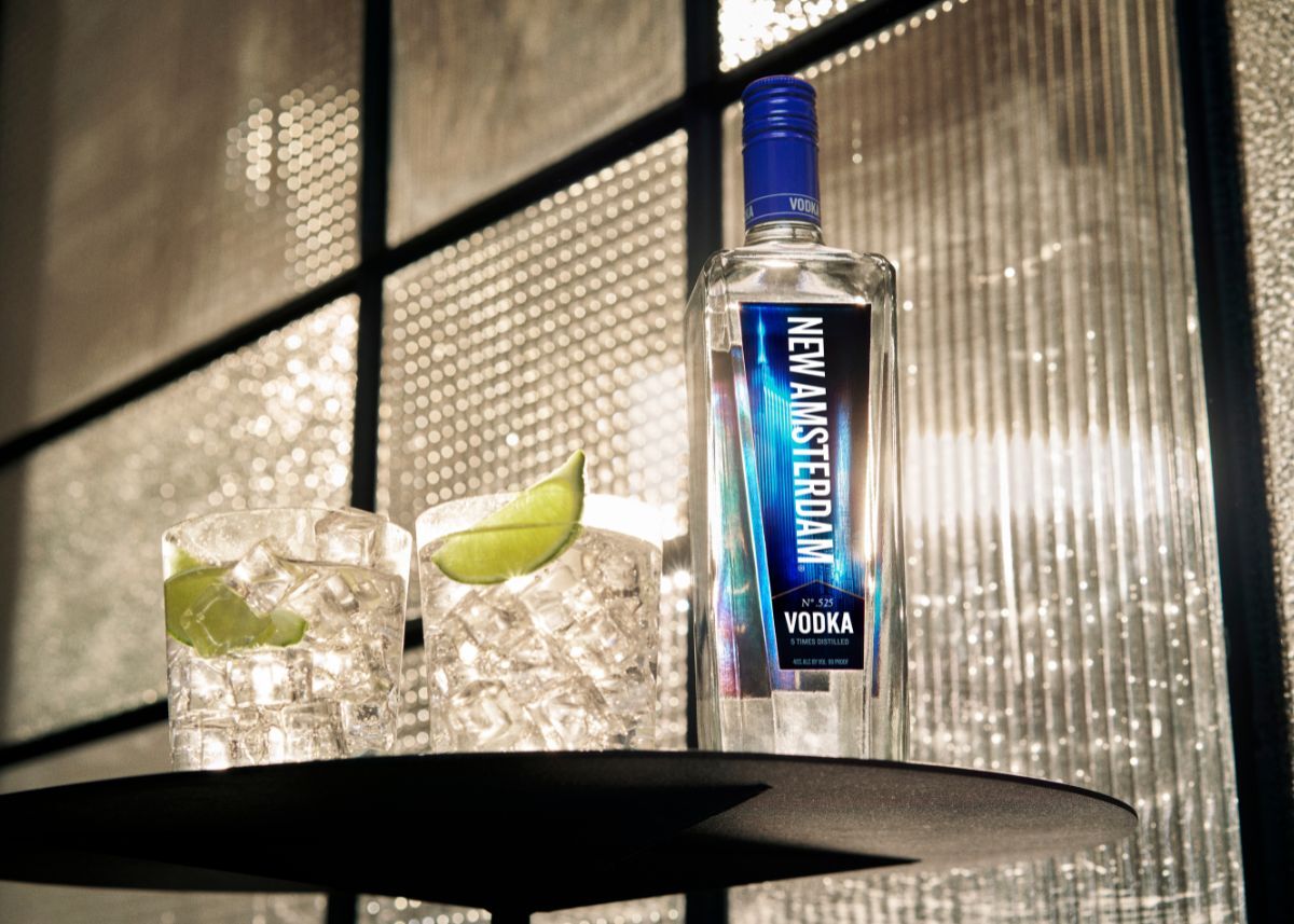 New Amsterdam background image
