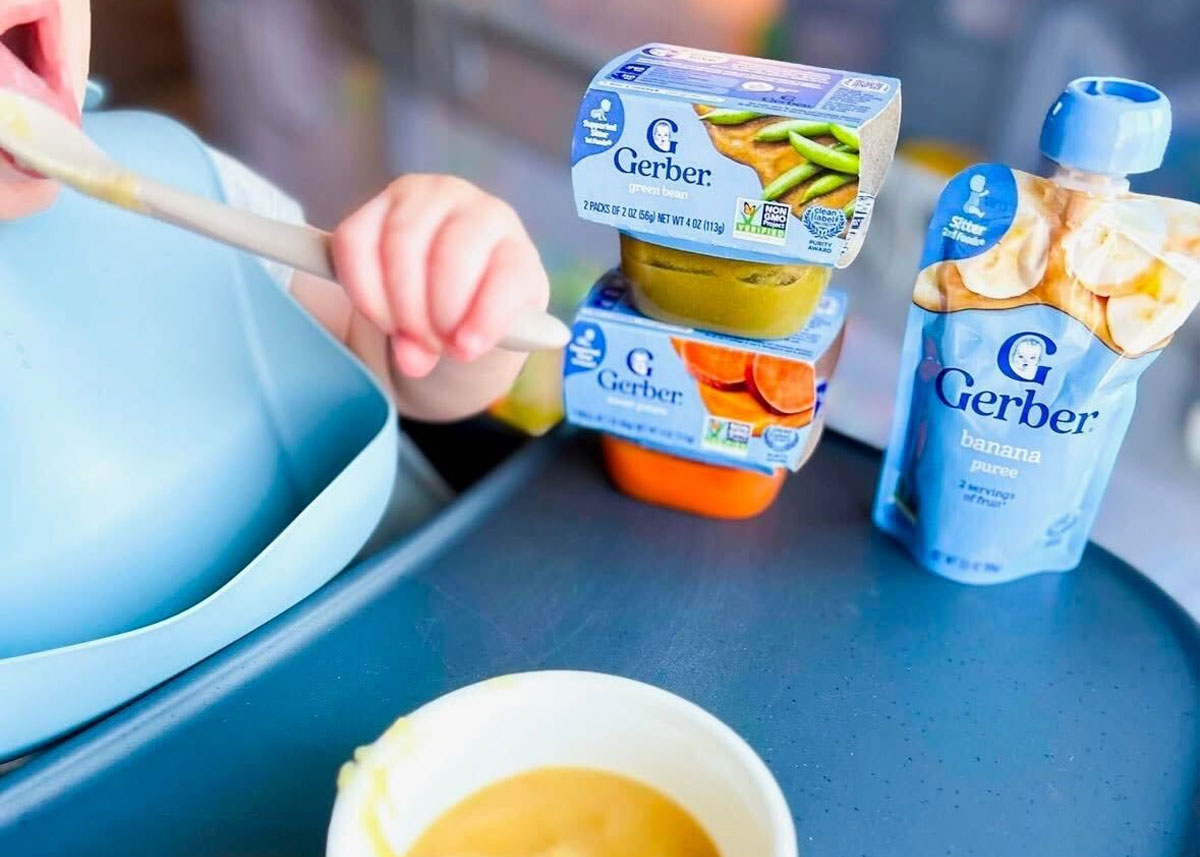 Gerber Baby Food background image