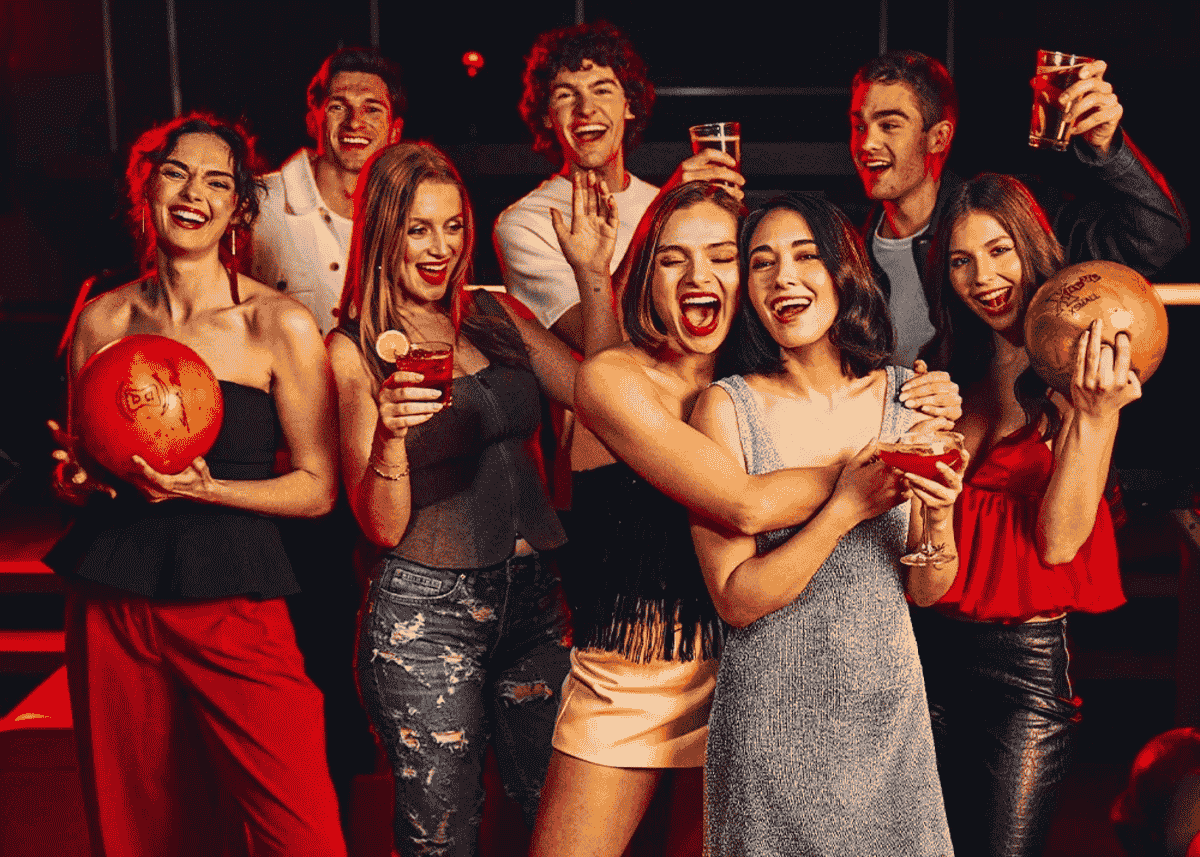 Lucky Strike Lanes background image